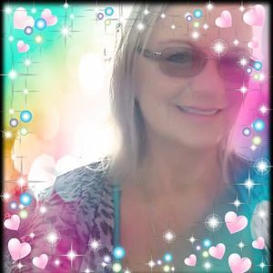 Meet your Posher, Connie